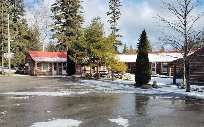 Birchwood Motel - Web Listing (newer photo)